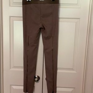 BCBG leggings with back leg zipper